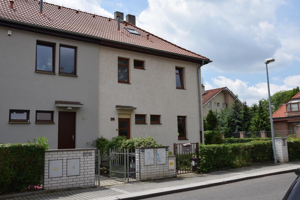 Classical House In Prague 6 Bagian luar foto